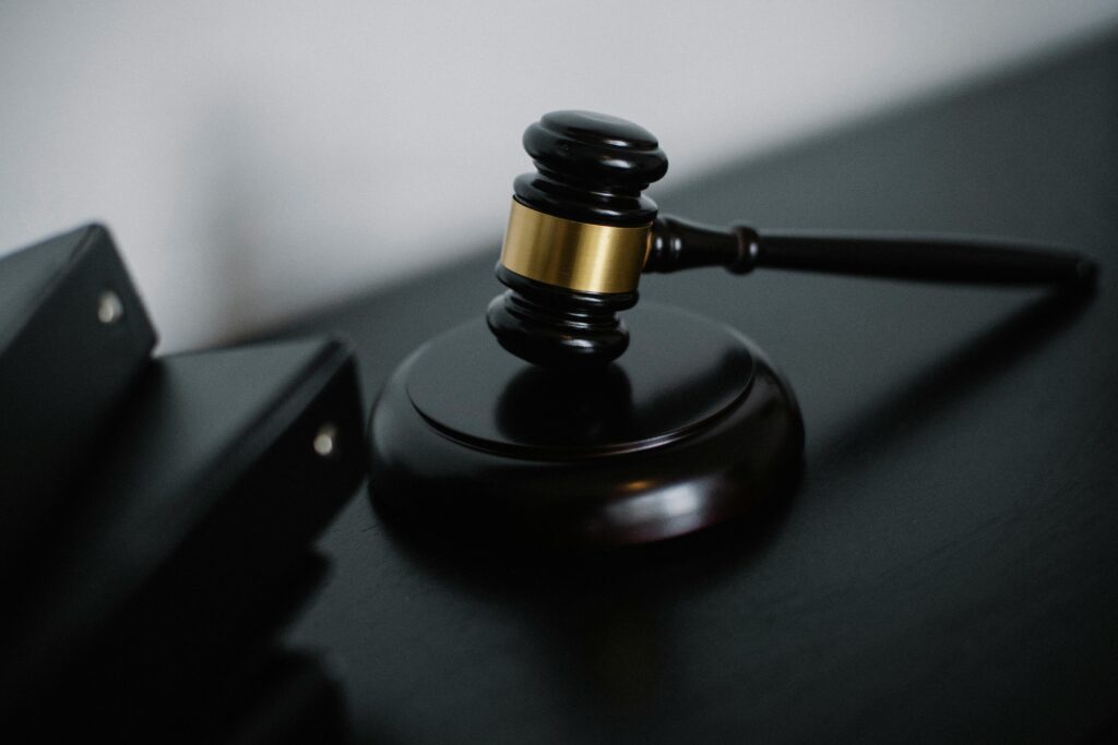 advogado-penal-em-goiania-faz-consultoria-preventiva